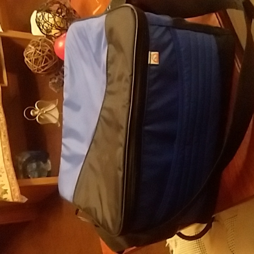 Black and blue bag plug on truck